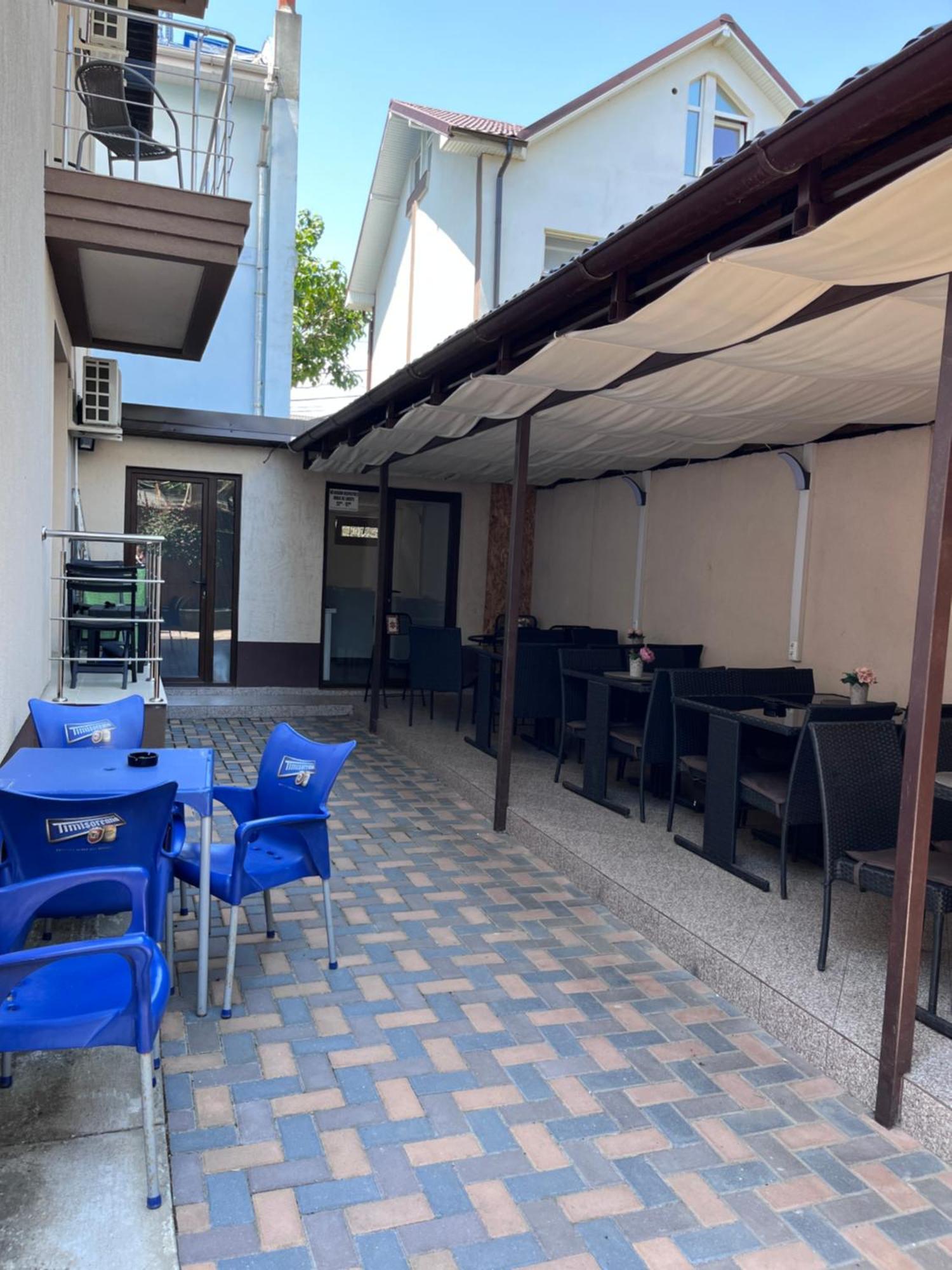 科斯蒂内什蒂 Elegance酒店 外观 照片
